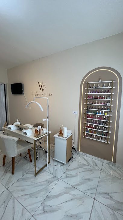 Studio Verônica Vieira: unhas em SAMAMBAIA, Praia Grande