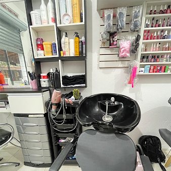 Linda e Bella Crys: salão de beleza em Cidade das Crianças, Praia Grande (foto 2)