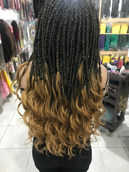 Val Hair: cabelo em Jardim Caraminguava, Peruíbe (foto 2)