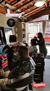 Vip Instituto de Alisamento de Fios Daniela Barros: cabelo em Guilhermina, Praia Grande (foto 3)