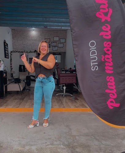 Studio pelas mãos de Luh: salão de beleza em Nova Mirim, Praia Grande