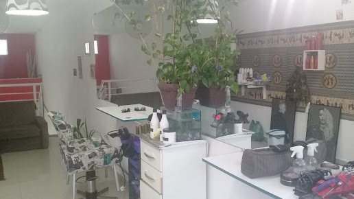 Mãos de Tesoura Salão de Cabeleireiros: cabelo em Centro, Peruíbe (foto 2)