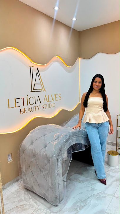 Studio Leticia Alves: salão de beleza em Jardim Caraguatá, Cubatão