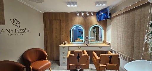 Dany Pessôa Beauty Studio: salão de beleza em Conjunto Residencial Humaitá, São Vicente