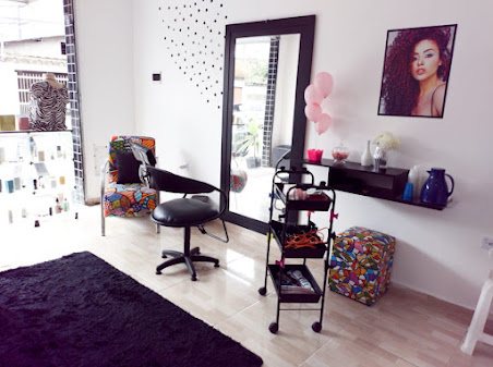 Salão de beleza Jeane Coiffer: cabelo em Anhanguera, Praia Grande (foto 3)