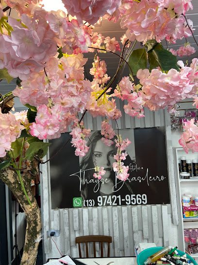 Atelie THAYSE brasileiro: salão de beleza em Jardim Rio Branco, São Vicente