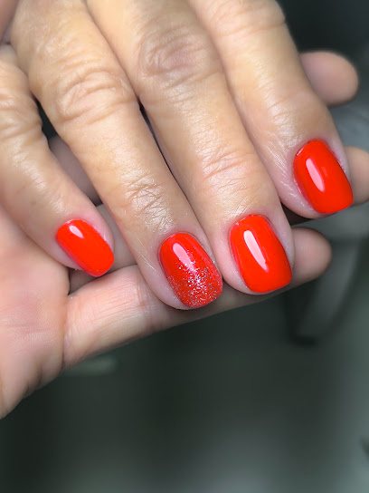 Chris Souza: unhas em SAMAMBAIA, Praia Grande