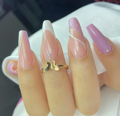 Studio Aline Mariano: unhas em Vila Ponte Nova, São Vicente