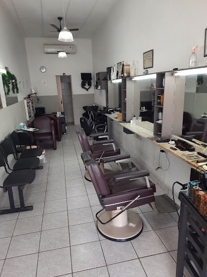 Mario's Cabeleireiros: cabelo em Vila Caiçara, Praia Grande