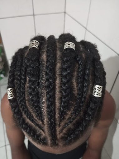 Janainahh braidz Trancista Peruíbe e Baixada Santista: salão de beleza em Vila Romar, Peruíbe (foto 2)
