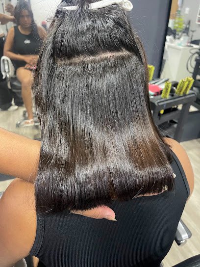 Studio Raquel Esteves: salão de beleza em Nova Mirim, Praia Grande