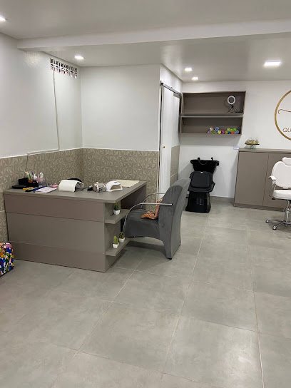 Studio Quesia Silva: unhas em Nova Mirim, Praia Grande