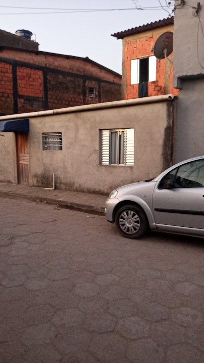 Studio de Beleza Amanda Dias: salão de beleza em Vila Margarida, São Vicente