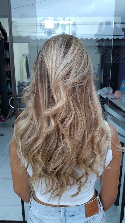 Studio Lilian Fonseca: salão de beleza em Balneário Barra da Jangada, Peruíbe