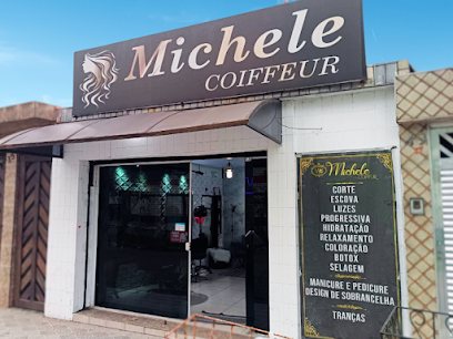 Studio de Beleza Michele Bomfim: salão de beleza em Beira Mar, São Vicente
