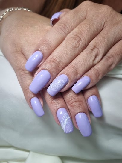 Vanessa Campolina Nails Design: unhas em Boqueirão, Praia Grande