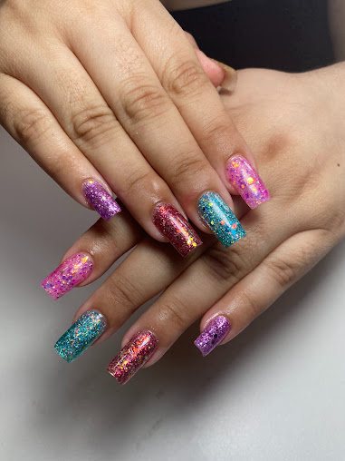 Thay lima nails designer: unhas em Vila Margarida, São Vicente (foto 3)