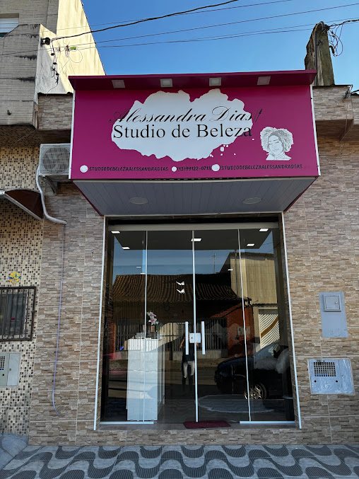 Studio de beleza Alessandra dias: salão de beleza em Jardim Melvi, Praia Grande (foto 2)