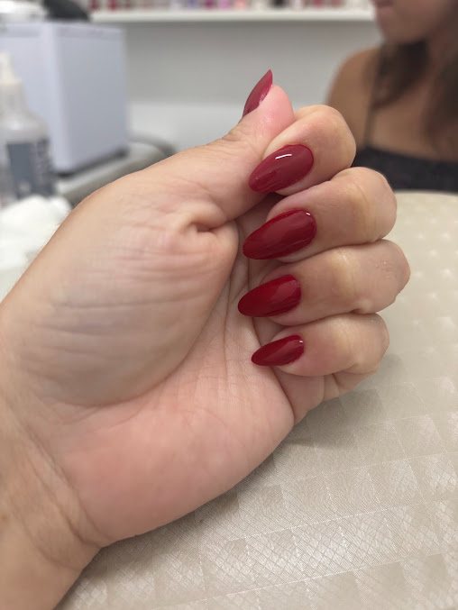 Isabela Cavalcante: unhas em Centro, Peruíbe