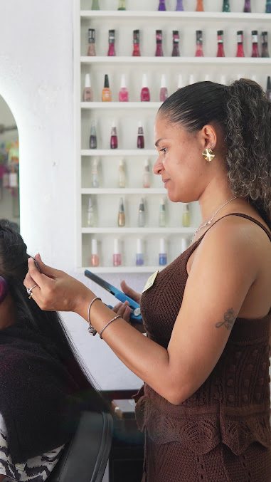 Studio Éricka Santtos: salão de beleza em Vila Margarida, São Vicente (foto 2)