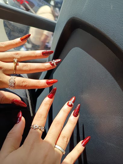 Beah Nail Designer: unhas em Casqueiro, Cubatão
