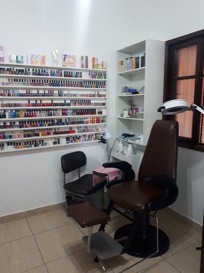 Danny Lisboa Unhas: unhas em Vila Caiçara, Praia Grande