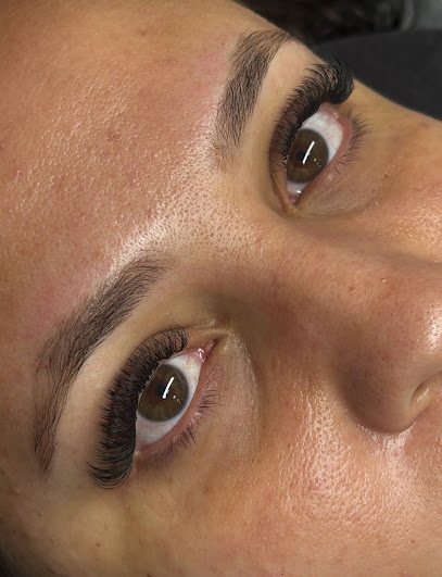 Studio Louise’s Lashes: cílios em Vila Cascatinha, São Vicente (foto 2)