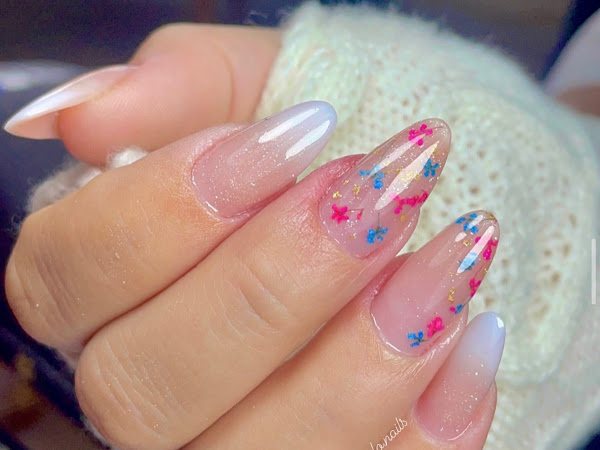 Vitória Melo Nails Designer: unhas em Conjunto Residencial Humaitá, São Vicente (foto 2)