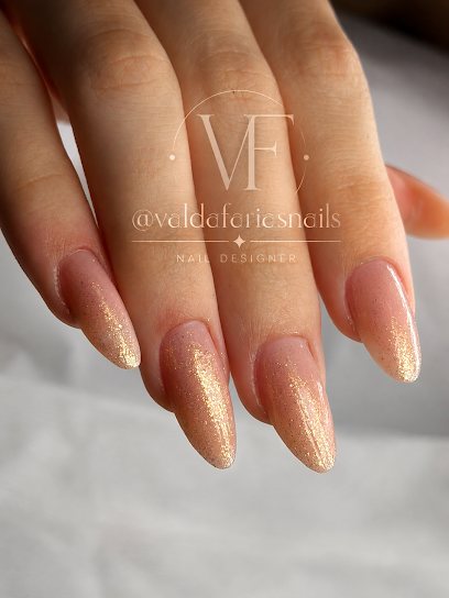 Studio Valda Farias Nails: unhas em Boqueirão, Praia Grande (foto 2)