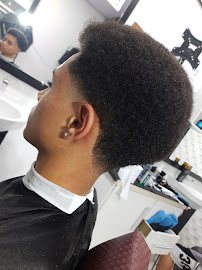 Bl Estudio: salão de beleza em Parque Continental, São Vicente