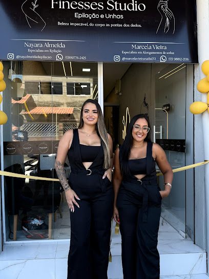 Finesses Studio: salão de beleza em Vila Ema, São Vicente