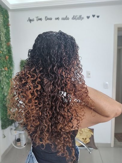 Studio Evelyn Chub-Home Beauty: salão de beleza em Cidade Náutica, São Vicente