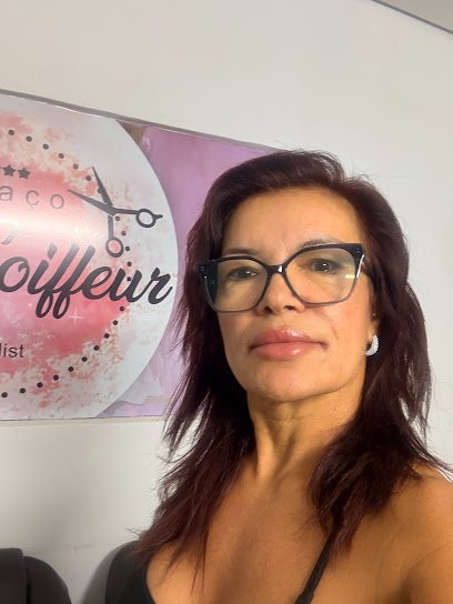 Espaçoelzacoiffuer: cabelo em Guilhermina, Praia Grande (foto 2)