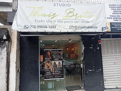 Studio Thais Brito: salão de beleza em Jardim Rio Branco, São Vicente