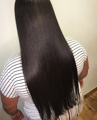 Studio Carolina Queiroz Hair: cabelo em Vila Tupi, Praia Grande