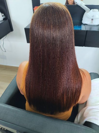 Studio Hair SV: cabelo em Jardim Independencia, São Vicente