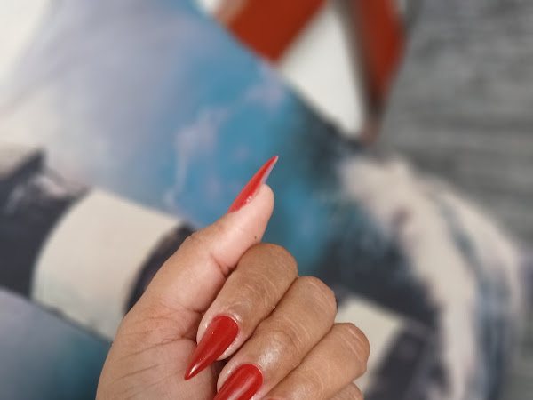 Studio Yasmin Ferreira: unhas em Sítio do Campo, Praia Grande (foto 2)