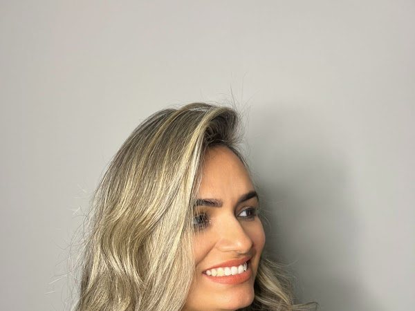 Patricia Cristino Hair Stylist: cabelo em Jardim Nova Republica, Cubatão (foto 2)