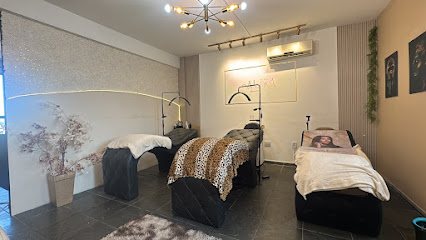 Thais Bispo AURA Beauty Clinic: salão de beleza em Centro, Cubatão