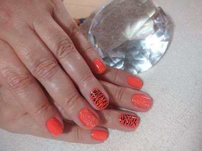 Grazi Venancio manicure, designer de sobrancelhas: unhas em Nova Mirim, Praia Grande