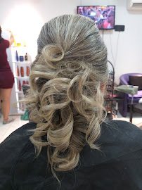 Luma Comesticos: salão de beleza em Vila Cascatinha, São Vicente (foto 3)