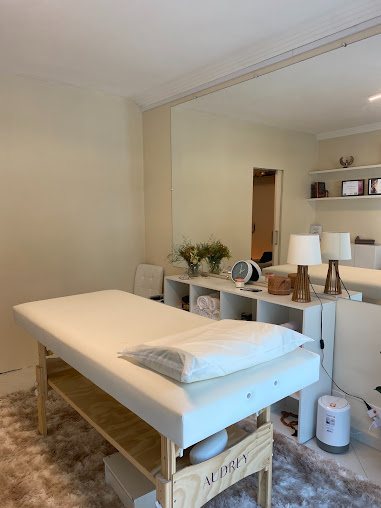Moreluz Terapia Saúde e Bem Estar: salão de beleza em Vila Tupi, Praia Grande (foto 2)