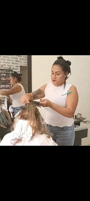 Rafaela Maen: unhas em Parque Bitaru, São Vicente