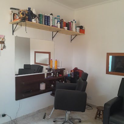 Salão da Ale: cabelo em Vila Tupi, Praia Grande (foto 3)