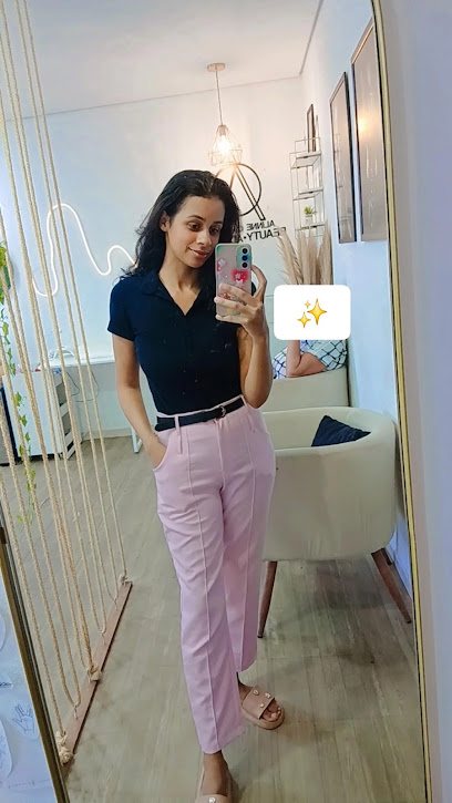 Acacia Castro Nails: unhas em Jardim dos Prados, Peruíbe