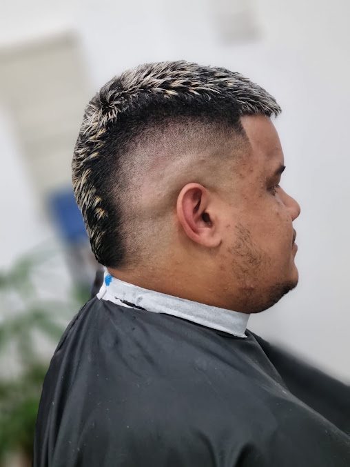 Studio Vip: salão de beleza em Parque Sao Vicente, São Vicente