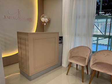 Esmalteria Jenifer Schnaider: unhas em Boqueirão, Praia Grande (foto 3)