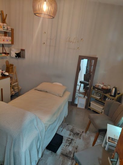 Claudia Saldanha massoterapeuta: estética em Vila Caiçara, Praia Grande