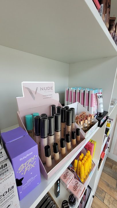 Manu Makeup maquiagens: maquiagem em São José do Rio Preto, Praia Grande