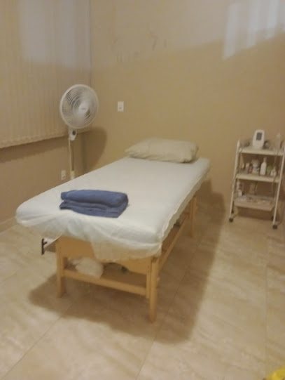 Vida -Bela Massoterapia: estética em Parque Sao Vicente, São Vicente